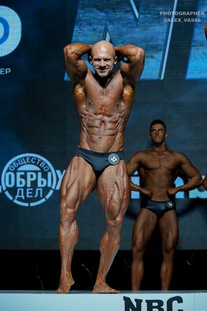 CLASSIC PHYSIQUE НОВИЧКИ